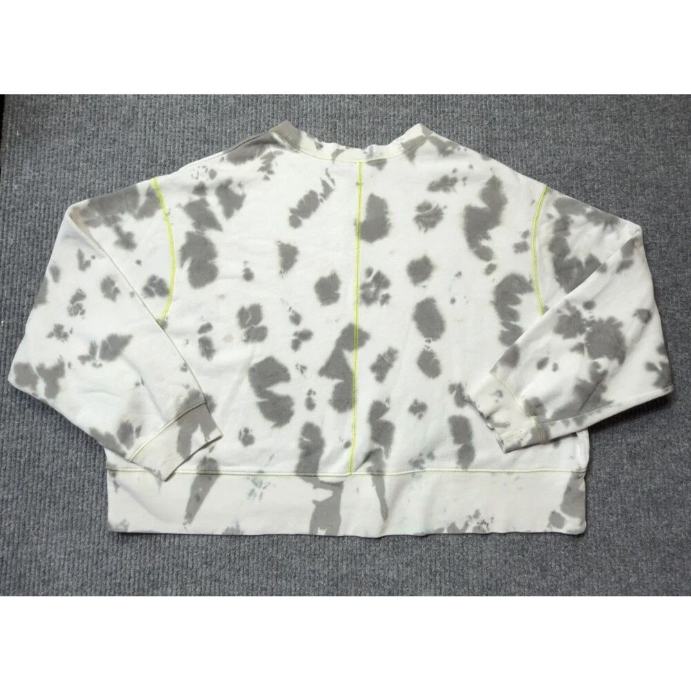 Nike sweatshirt women